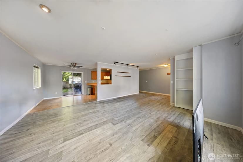 Property photo for 4844 Oakridge Drive, Blaine photo 10