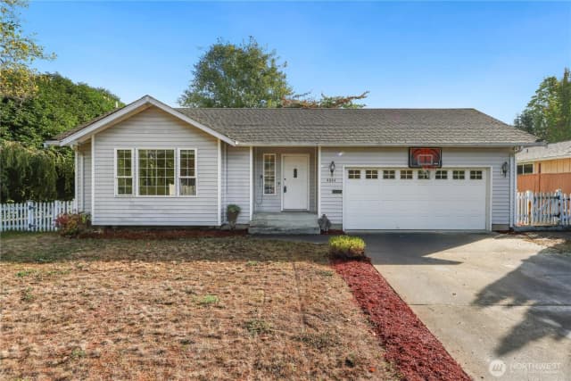 Property photo for 4844 Oakridge Drive, Blaine photo 5