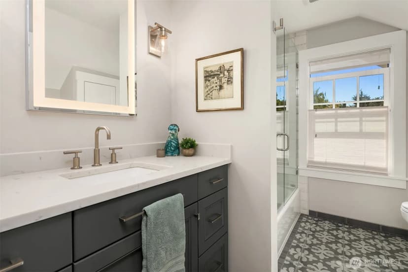 Property photo for 3408 E Laurelhurst Drive Ne, Seattle photo 28