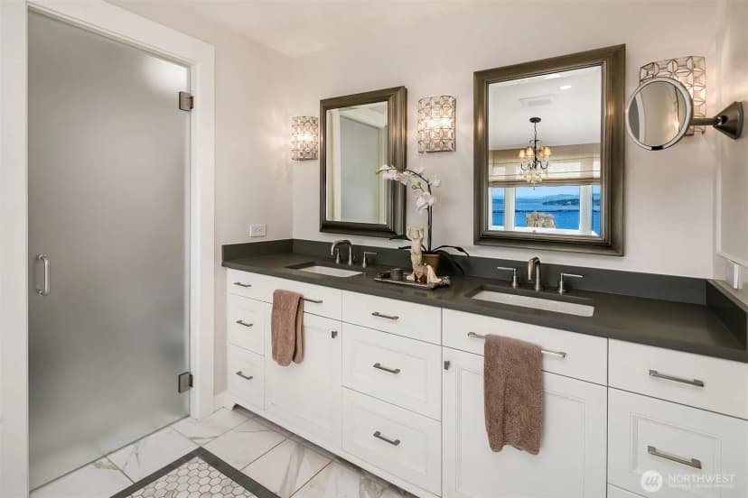 Property photo for 3408 E Laurelhurst Drive Ne, Seattle photo 24