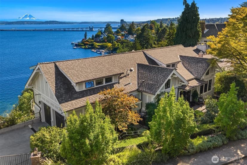 Property photo for 3408 E Laurelhurst Drive Ne, Seattle photo 18