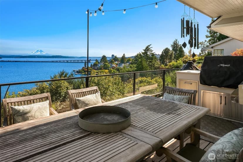 Property photo for 3408 E Laurelhurst Drive Ne, Seattle photo 13