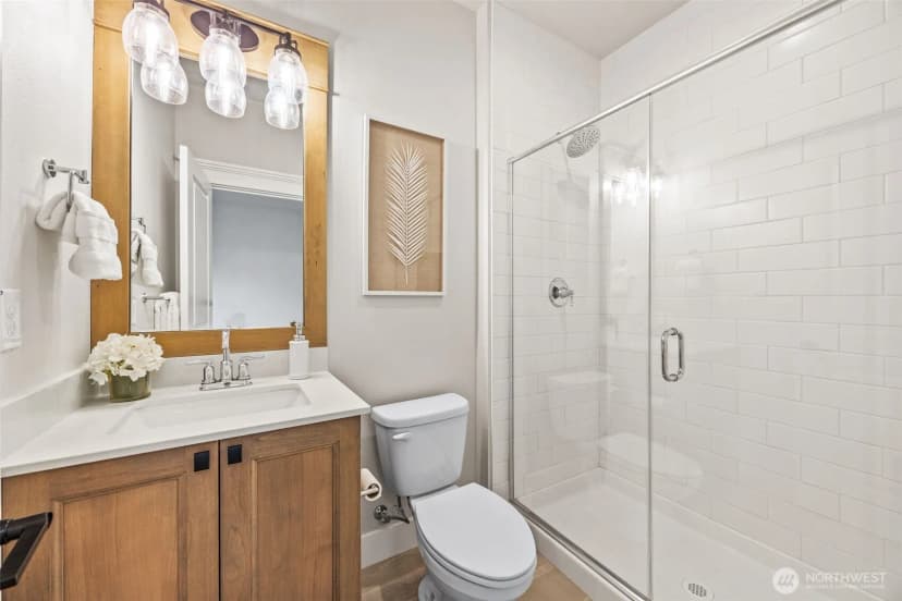Property photo for 5207 Isola Place Nw, Issaquah photo 19