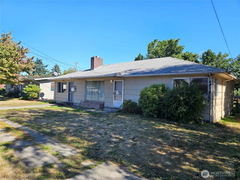 Property photo for 606 S 5th Avenue, Kelso
