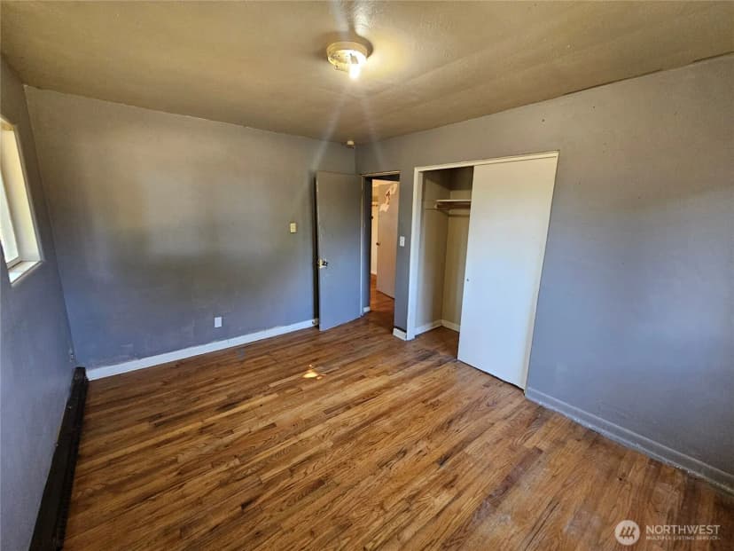 Property photo for 606 S 5th Avenue, Kelso photo 5