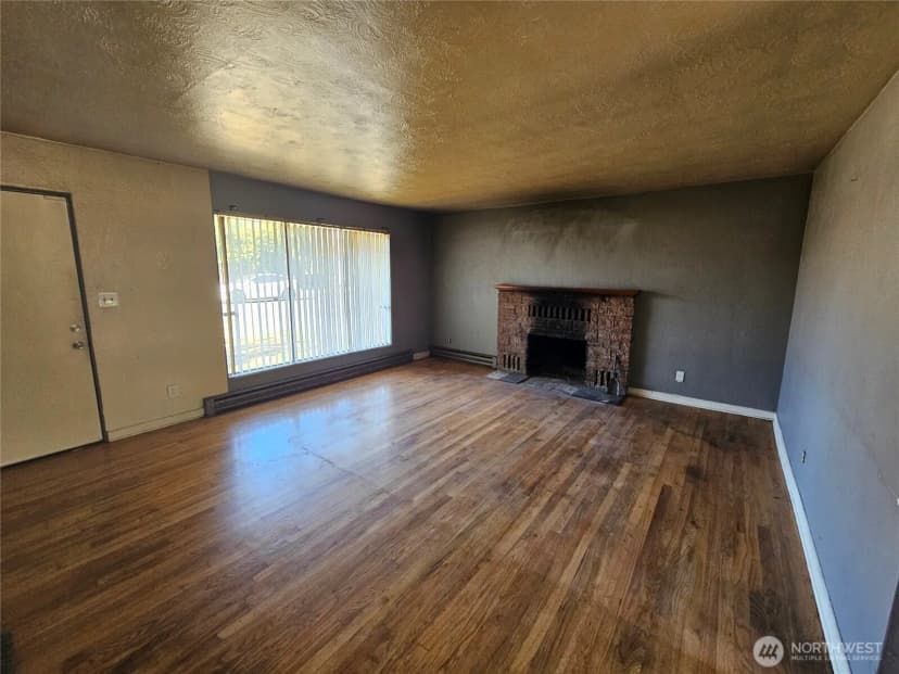 Property photo for 606 S 5th Avenue, Kelso photo 3