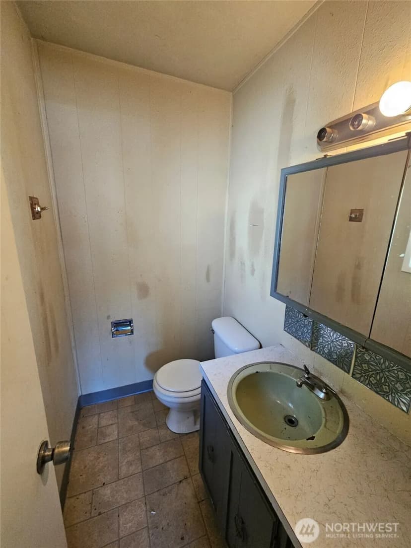Property photo for 606 S 5th Avenue, Kelso photo 10