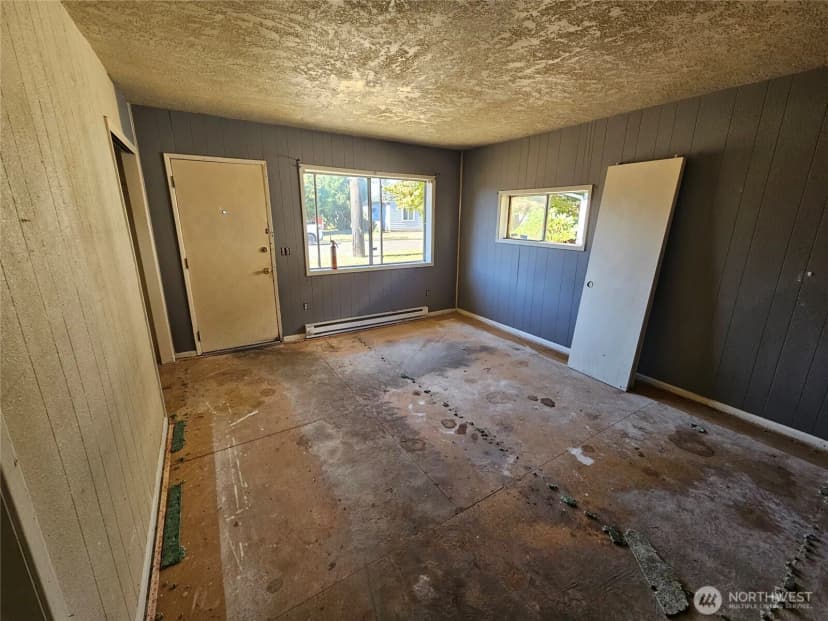 Property photo for 606 S 5th Avenue, Kelso photo 8