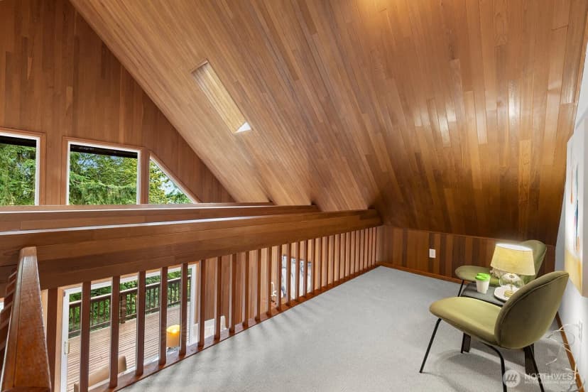 Property photo for 2310 Squak Mountain Loop Sw, Issaquah photo 18