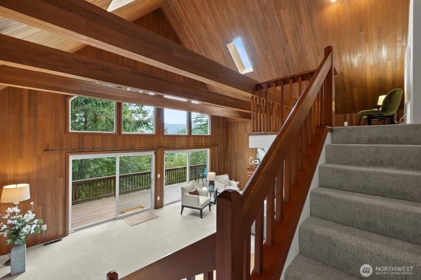 Property photo for 2310 Squak Mountain Loop Sw, Issaquah photo 17