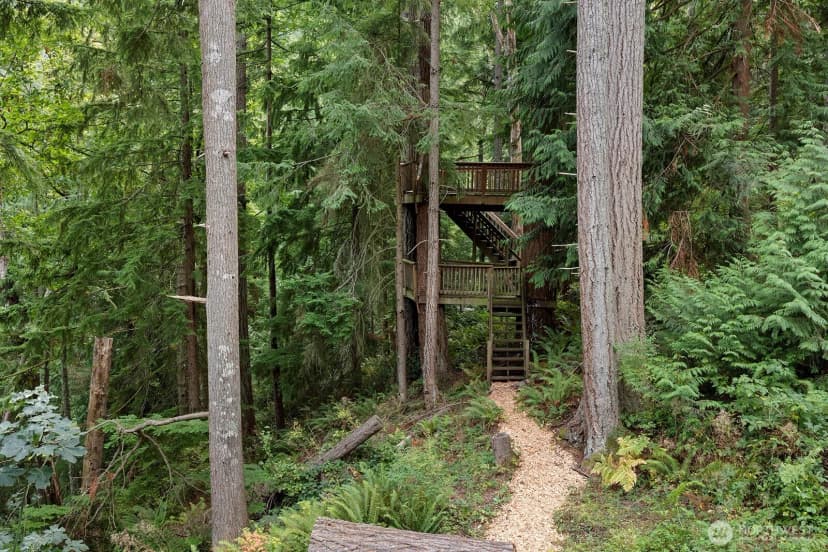 Property photo for 2310 Squak Mountain Loop Sw, Issaquah photo 34