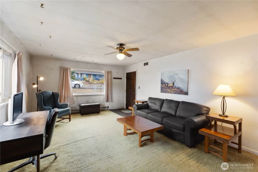 Property photo for 12447 2nd Avenue Sw, Burien photo 4