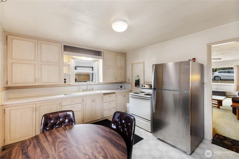 Property photo for 12447 2nd Avenue Sw, Burien photo 12