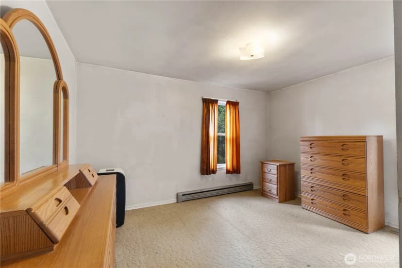 Property photo for 12447 2nd Avenue Sw, Burien photo 6