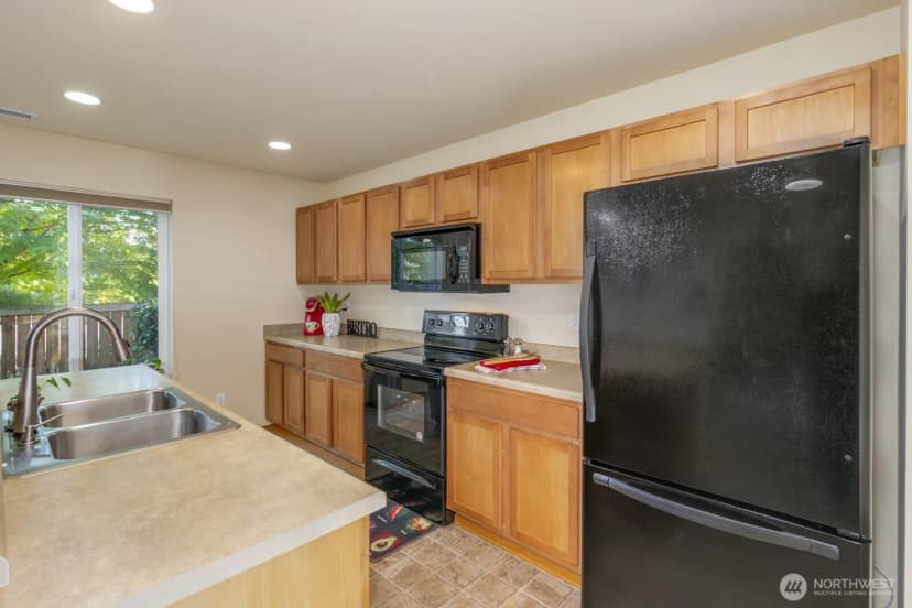 Property photo for 3326 147th Place Sw, Lynnwood photo 12