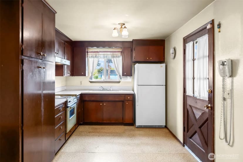 Property photo for 8809 S Park Avenue, Tacoma photo 14