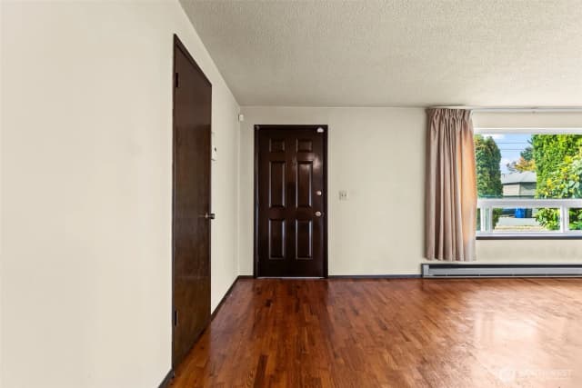 Property photo for 8809 S Park Avenue, Tacoma photo 3