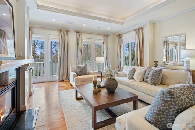 Property photo for 1510 38th Avenue E, Seattle photo 4