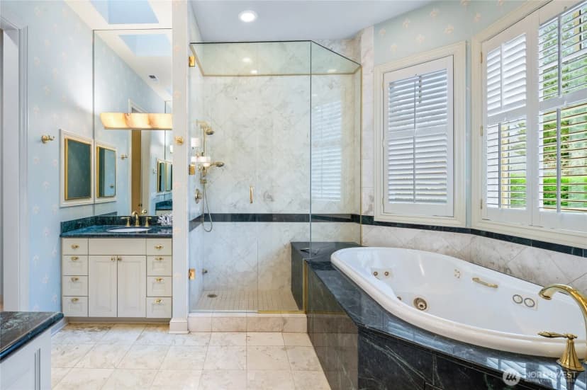 Property photo for 1510 38th Avenue E, Seattle photo 11