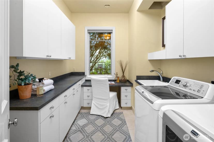 Property photo for 1510 38th Avenue E, Seattle photo 20