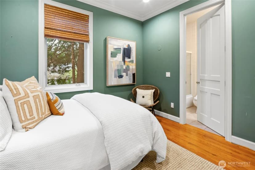 Property photo for 1510 38th Avenue E, Seattle photo 19