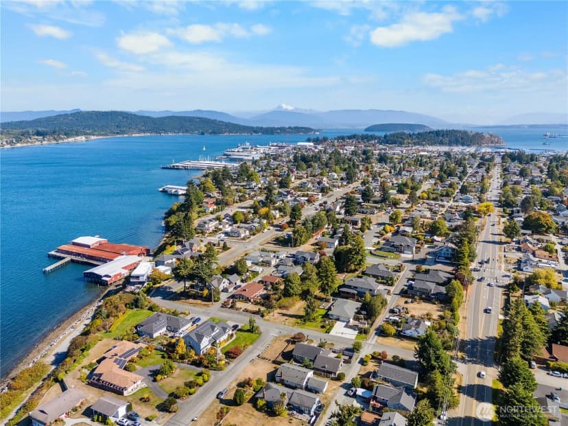 Property photo for 1108 C Avenue, Anacortes photo 39