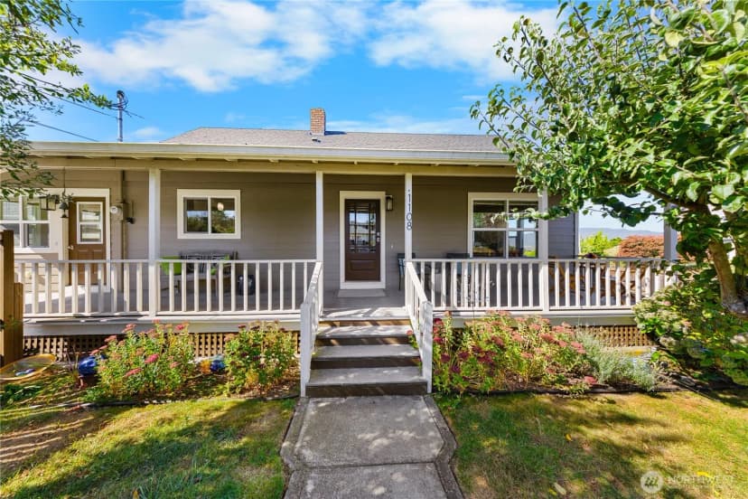 Property photo for 1108 C Avenue, Anacortes photo 37