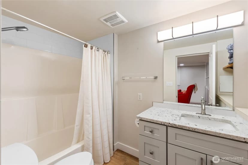 Property photo for 1108 C Avenue, Anacortes photo 24