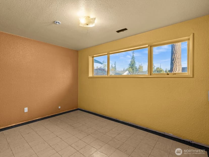Property photo for 5706 225th Street Sw, Mountlake Terrace photo 5