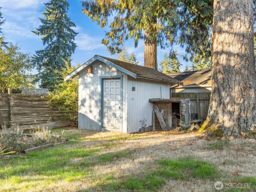Property photo for 5706 225th Street Sw, Mountlake Terrace photo 20