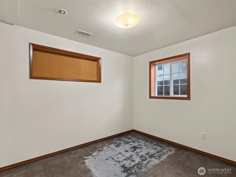 Property photo for 5706 225th Street Sw, Mountlake Terrace photo 6