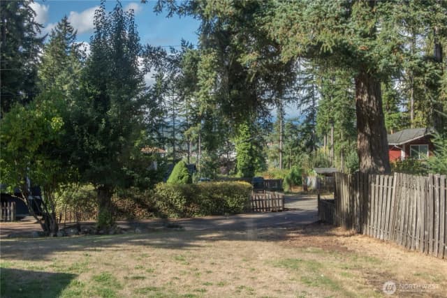 Property photo for 9302 Monte Vista Lane Nw, Bremerton photo 4