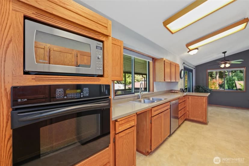 Property photo for 7003 141st Street Ct E, Puyallup photo 12