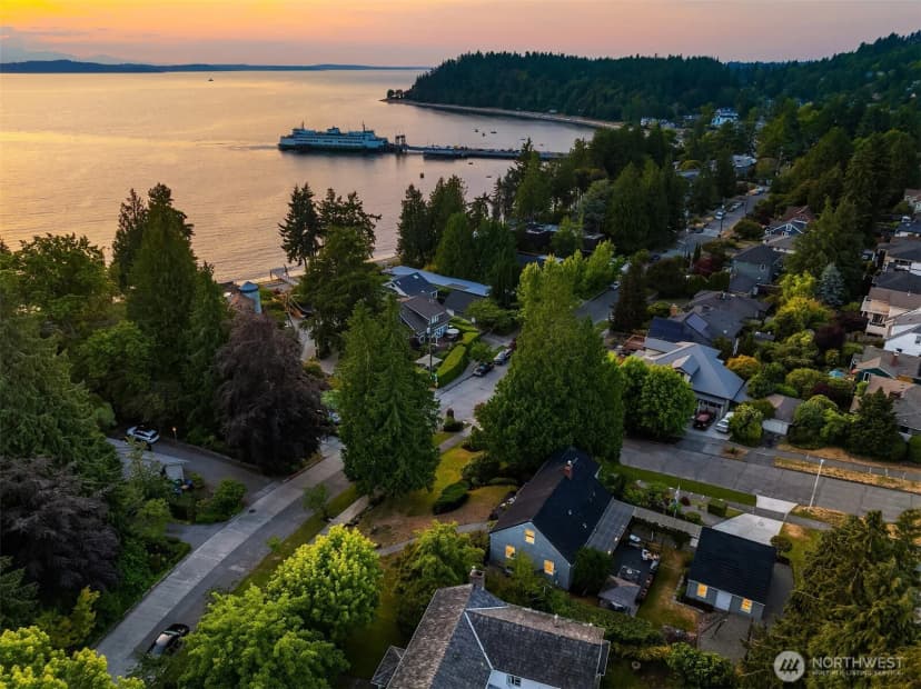 Property photo for 9304 Fauntleroy Way Sw, Seattle photo 39