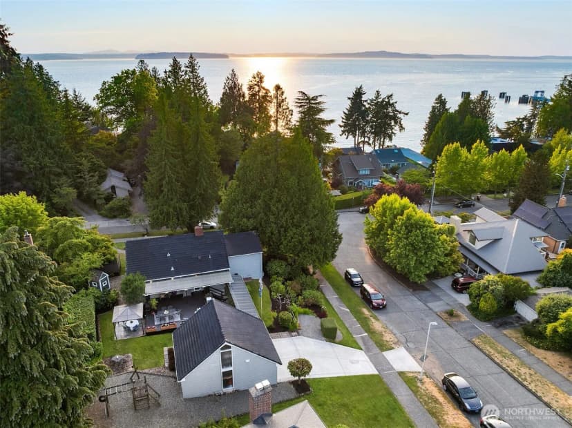 Property photo for 9304 Fauntleroy Way Sw, Seattle photo 35
