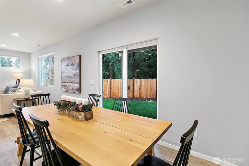 Property photo for 24406 111th Avenue Se, Kent photo 11