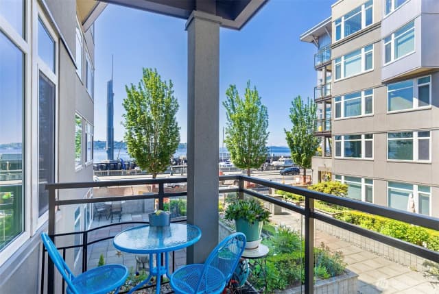Property photo for 2000 Alaskan Way #255, Seattle photo 3