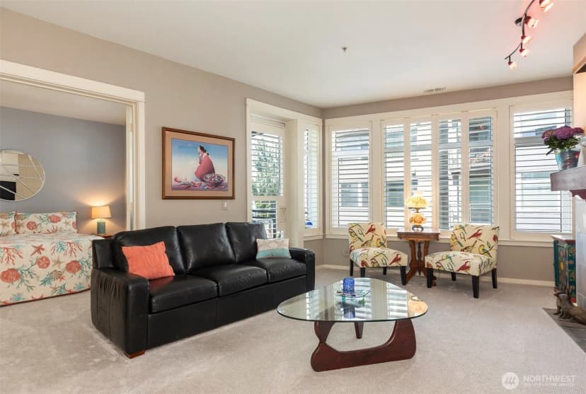 Property photo for 2000 Alaskan Way #255, Seattle photo 14