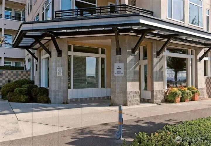 Property photo for 2000 Alaskan Way #255, Seattle photo 2