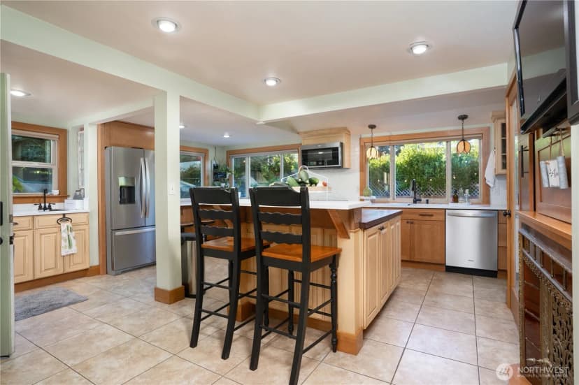 Property photo for 7902 41st Street W, University Place photo 6