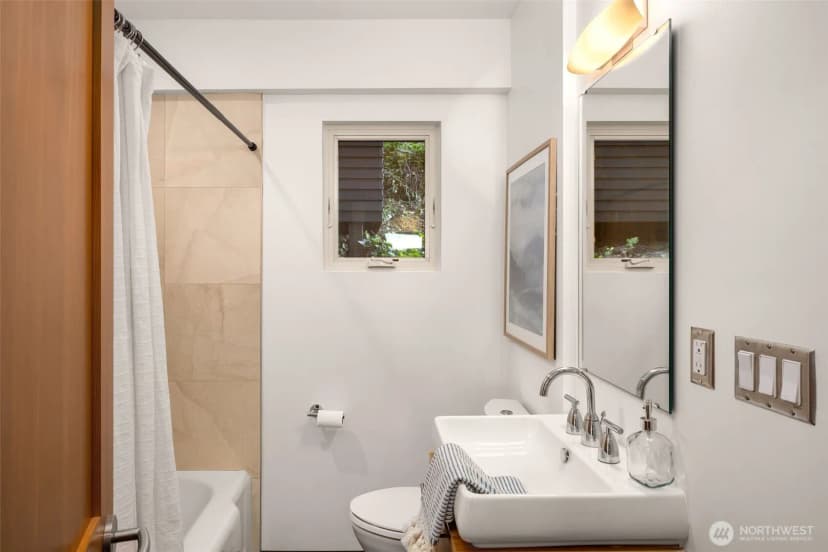 Property photo for 3925 48th Avenue S, Seattle photo 26