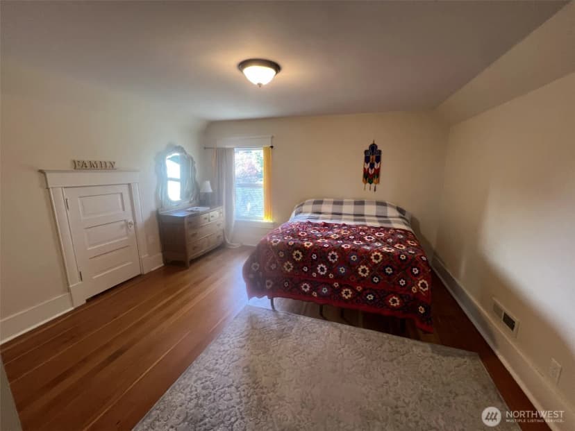Property photo for 101 Rogers Street Nw, Olympia photo 18