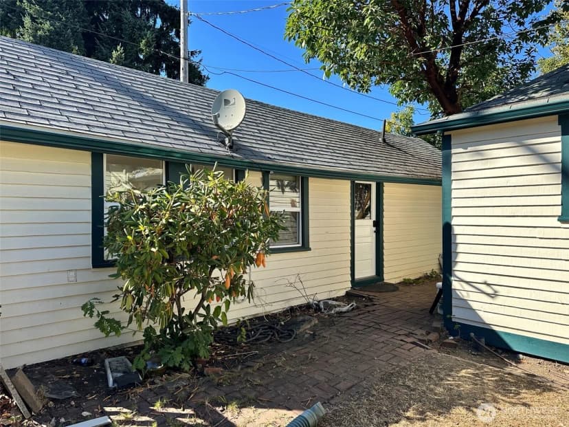 Property photo for 101 Rogers Street Nw, Olympia photo 5