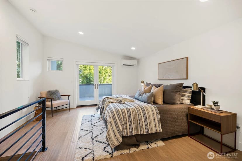 Property photo for 1543 Boylston Avenue E, Seattle photo 19