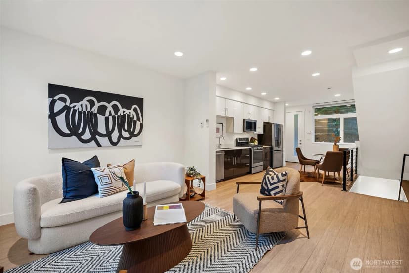 Property photo for 1543 Boylston Avenue E, Seattle photo 13