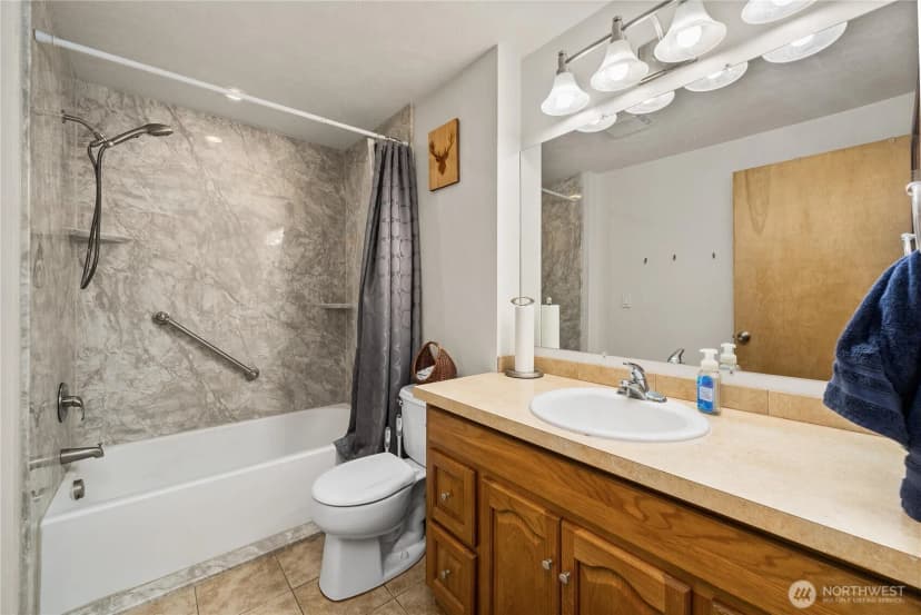 Property photo for 2238 Railroad Avenue, Shelton photo 18