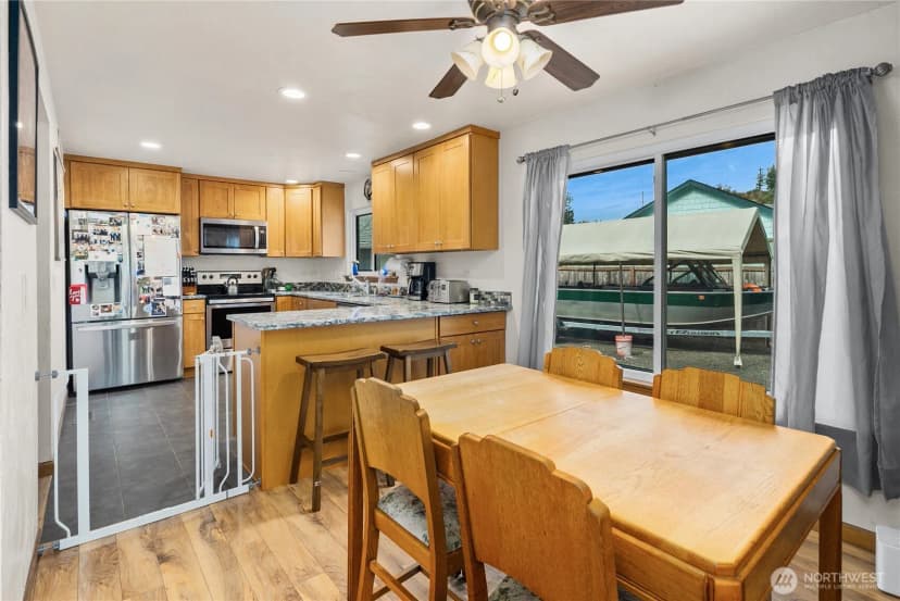 Property photo for 2238 Railroad Avenue, Shelton photo 12