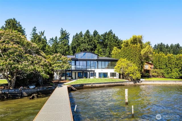 Property photo for 5044 Butterworth Road, Mercer Island photo 2