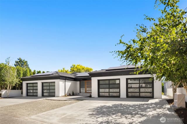 Property photo for 5044 Butterworth Road, Mercer Island