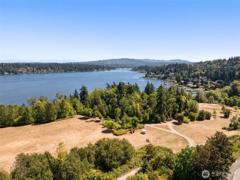 Property photo for 5044 Butterworth Road, Mercer Island photo 31